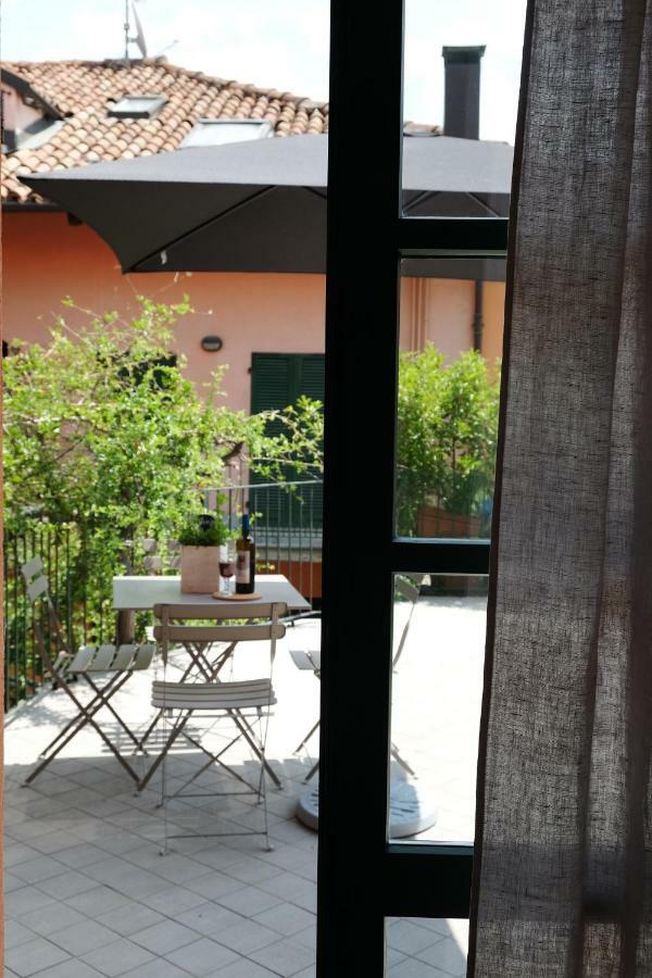 La Casa Di Ringhiera Apartment Alba  Exterior foto